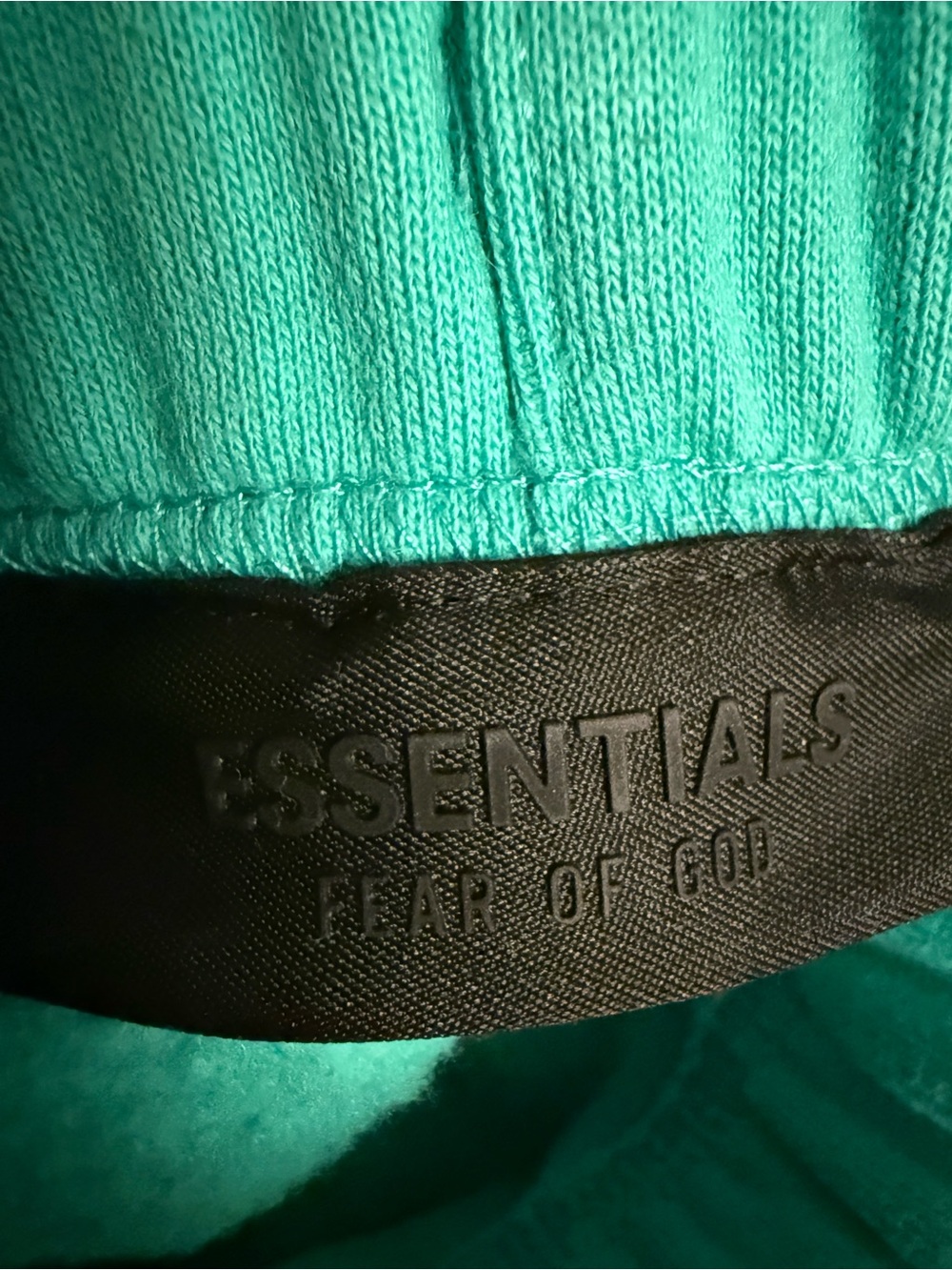 Essentials - Picture 4 of 5